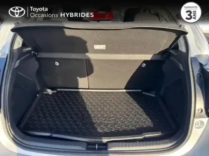 Photo 9 Toyota Yaris Gén. IV Ph1 NG Dynamic 5