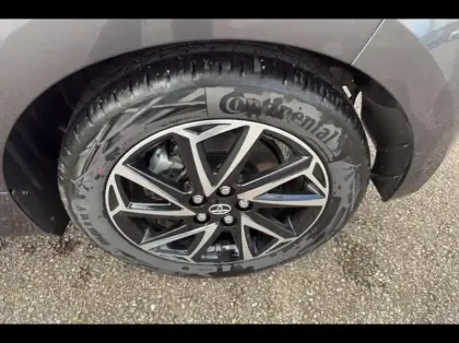 Photo 11 Toyota Yaris Gén. IV Ph1 Design 5