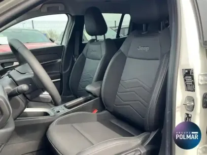 Photo 10 Jeep Avenger  Electrique 156ch 115kW Altitude