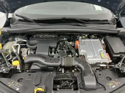 Photo 11 Renault Captur Gén. II (HJB) Ph1 NG E-Tech Engineered 5