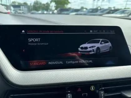 Photo 12 BMW Serie 1 Série 1 118dA 150ch M Sport