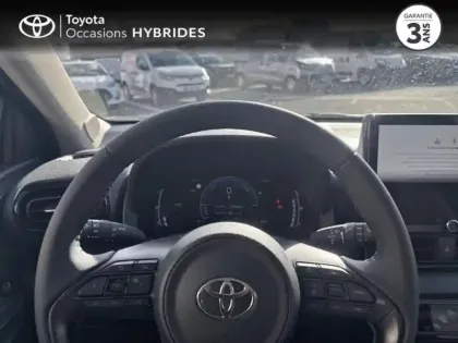 Photo 12 Toyota Yaris  116h Design 5p MY25