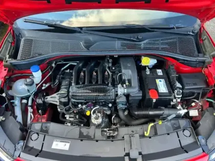 Photo 17 Citroën C4 Gén. I Ph1 NG Feel 5