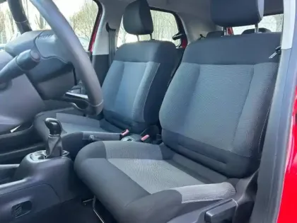 Photo 14 Citroën C4 Gén. I Ph1 NG Feel 5