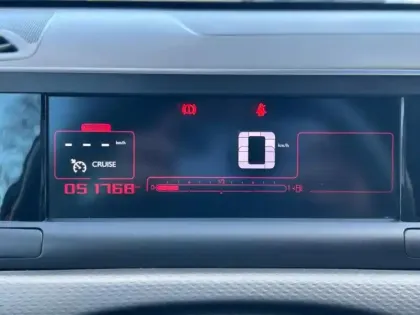 Photo 18 Citroën C4 Gén. I Ph1 NG Feel 5