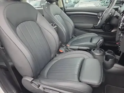 Photo 13 Mini Mini Gén. III (F56) Ph3 Edition Premium Plus 3