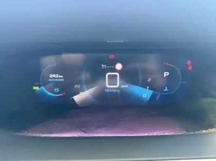 Photo 13 Peugeot 2008 Gén. II Ph1 NG Allure 5