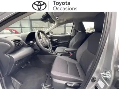 Photo 11 Toyota Yaris  116h Design 5p MC24