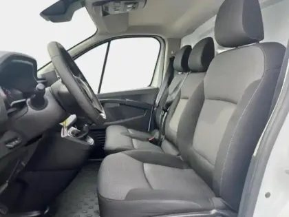 Photo 13 Renault Trafic  Fg L1H1 3T 2.0 Blue dCi 130ch Confort E6E