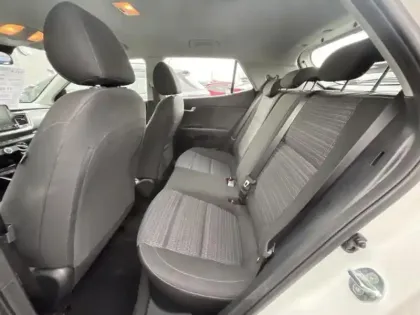 Photo 11 Kia Stonic  1.0 T-GDi 100ch Active