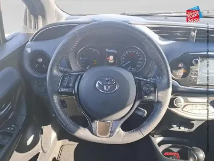 Photo 11 Toyota Yaris  100h Collection 5p