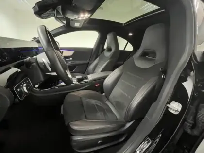 Photo 10 Mercedes CLA  200 d 150ch AMG Line 8G-DCT 8cv