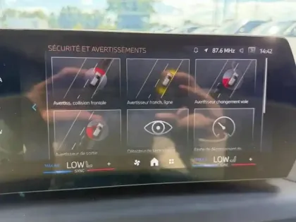 Photo 13 BMW Serie 1 Gén. IV (F70) Ph1 M Sport Design 5