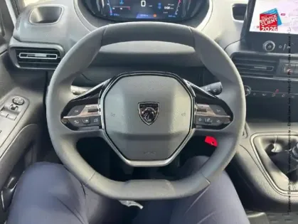 Photo 26 Peugeot Partner Gén. III Ph2 Base 4