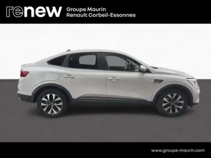 Photo 6 Renault Arkana  1.6 E-Tech 145ch Business