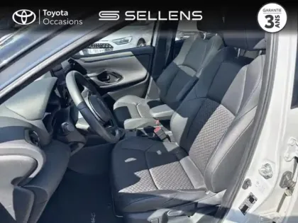 Photo 10 Toyota Yaris Gén. IV Ph1 NG Première 5