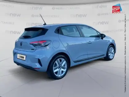 Photo 5 Renault Clio  1.6 E-Tech 145ch full hybrid Evolution - 24