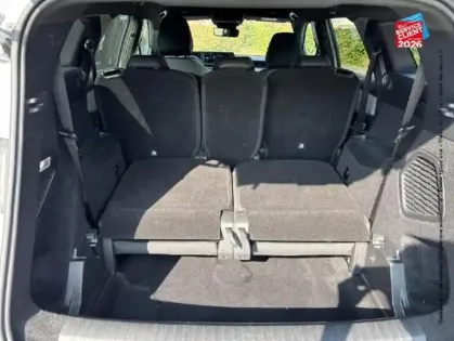 Photo 13 Peugeot 5008  Hybrid 145ch Allure e-DCS6