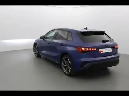 Photo 6 Audi A3  Sportback 1.5 TFSI 150ch Hybride S line S tronic 7