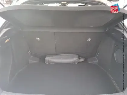 Photo 13 Toyota C-HR  122h Graphic 2WD E-CVT