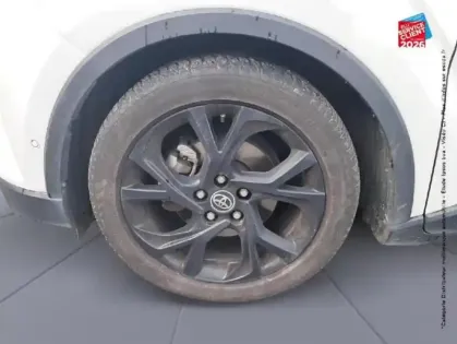 Photo 9 Toyota C-HR  122h Graphic 2WD E-CVT