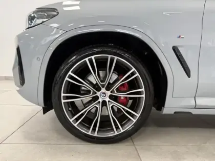 Photo 8 BMW X4 Gén. II (G02) Ph2 M Performance 5