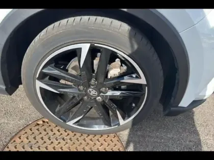 Photo 14 Toyota C-HR  184h GR-Sport 2WD E-CVT MY22