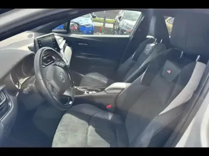 Photo 9 Toyota C-HR  184h GR-Sport 2WD E-CVT MY22