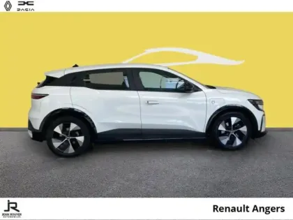 Photo 13 Renault Megane  E-Tech Electric EV40 130ch Equilibre standard charge