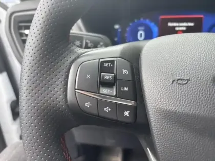 Photo 13 Ford Kuga Gén. III Ph1 ST-Line 5