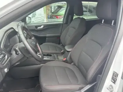 Photo 9 Ford Kuga Gén. III Ph1 ST-Line 5