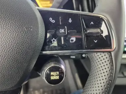 Photo 6 Renault Scenic  E-Tech Electric 220ch Techno grande autonomie -25