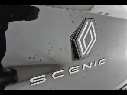 Photo 12 Renault Scenic  E-Tech Electric 220ch Techno grande autonomie -25