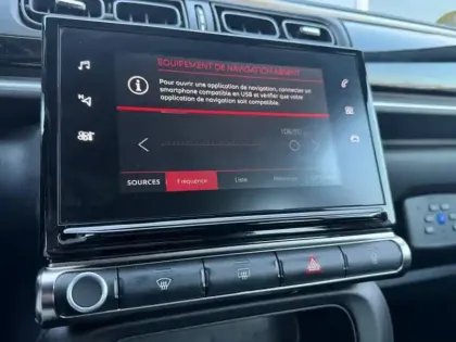 Photo 7 Citroën C3  1.5 BlueHDi 100ch S&S Feel AUTO-ECOLE