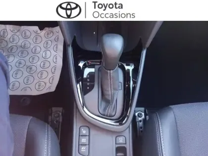 Photo 8 Toyota Yaris Gén. I Ph1 NG Première 5