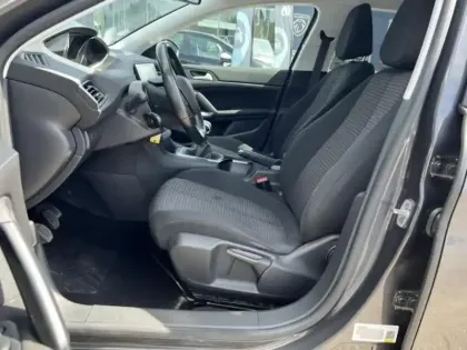 Photo 5 Peugeot 308  1.2 PureTech 110ch E6.3 S&S Style