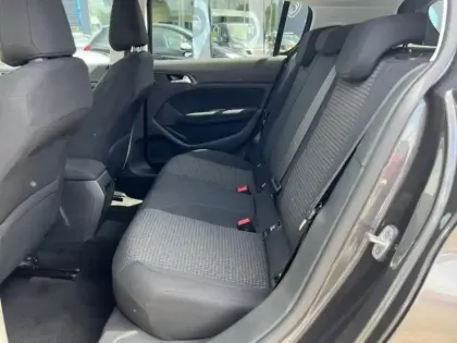 Photo 6 Peugeot 308  1.2 PureTech 110ch E6.3 S&S Style