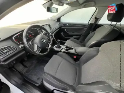 Photo 14 Renault Megane  Sté 1.5 Blue dCi 115ch Air Nav Réversible