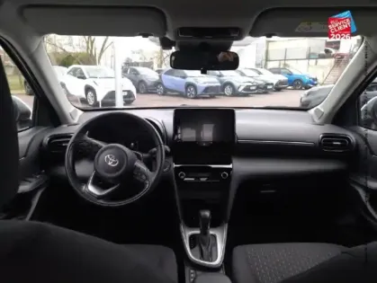 Photo 14 Toyota Yaris Gén. I Ph1 NG Dynamic 5