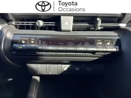 Photo 10 Toyota C-HR  1.8 Hybride 140ch Design NG23