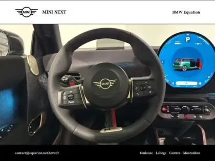 Photo 8 Mini Cooper  3 Portes JCW E 258ch JCW