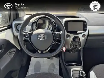 Photo 8 Toyota Aygo Gén. II Ph1 x-play 5