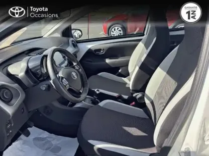 Photo 10 Toyota Aygo Gén. II Ph1 x-play 5