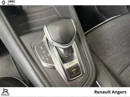 Photo 5 Renault Captur  1.6 E-Tech Plug-in 160ch Intens