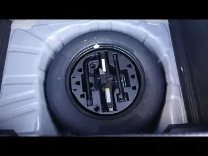 Photo 11 Renault Clio Gén. V (BJA) Ph2 Evolution 5