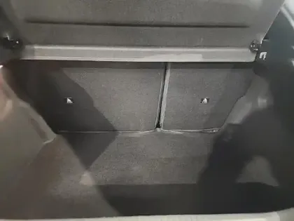 Photo 5 Peugeot 208  1.2 Hybrid 100ch Allure e-DCS6