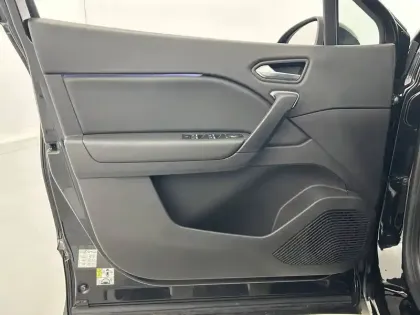 Photo 28 Renault Captur  E-Tech Plug-in 160