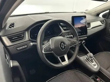 Photo 27 Renault Captur  E-Tech Plug-in 160