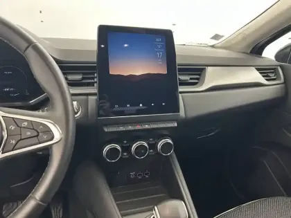 Photo 29 Renault Captur  E-Tech Plug-in 160