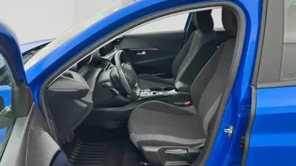 Photo 70 Peugeot 208  Electrique 50 kWh 136ch